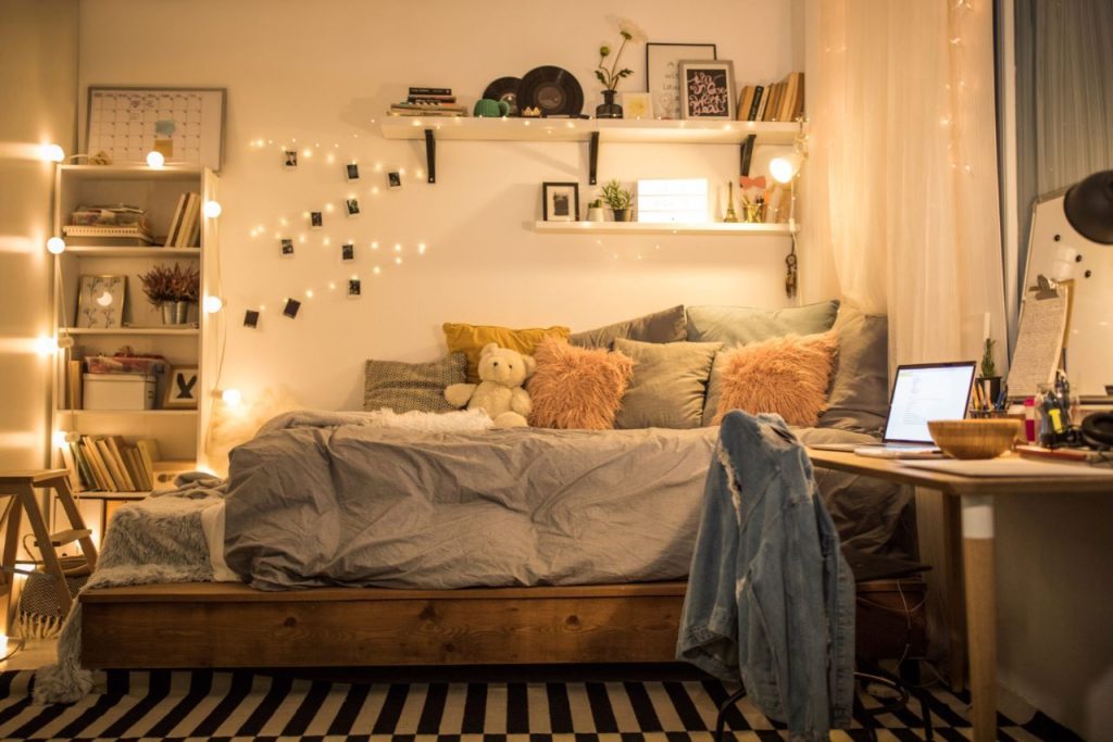 Top 59+ đèn trang trí phòng ngủ phù hợp cho gia đình bạn